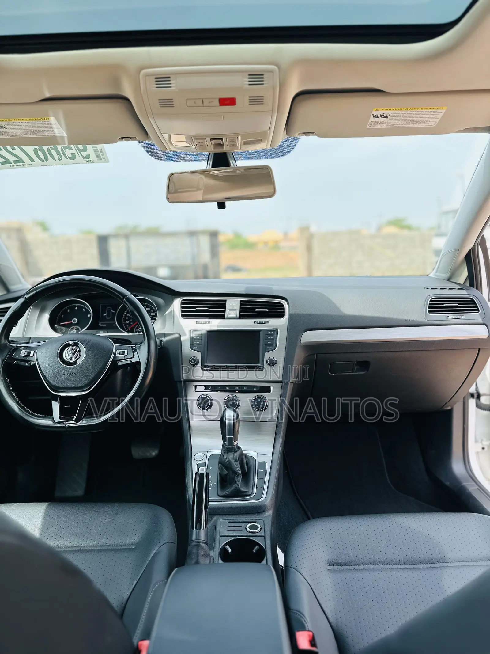 Volkswagen Golf 2018 White