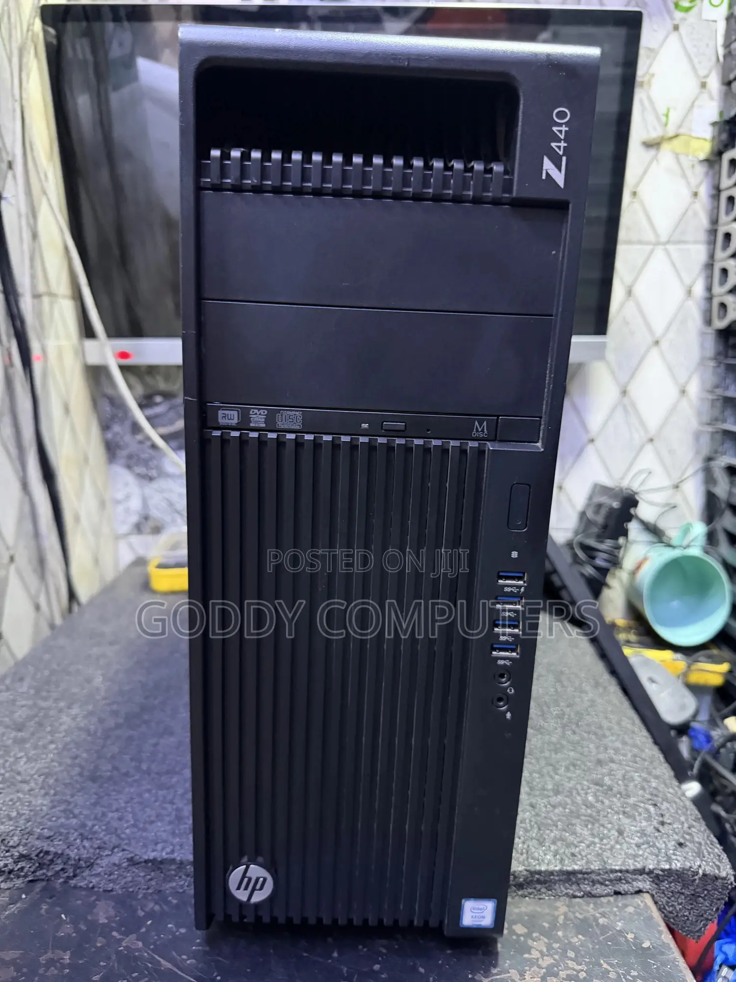 Desktop Computer HP Z440 32GB Intel Xeon HDD 1T