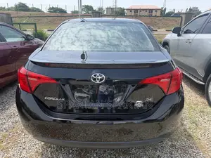 Toyota Corolla 2017 Black