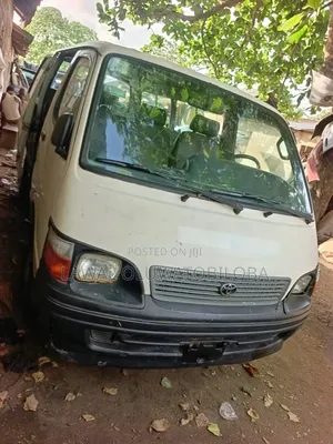 Toyota HiAce 1998