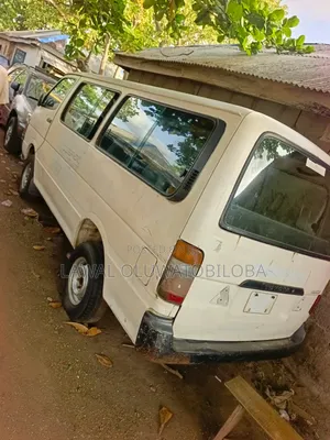 Toyota HiAce 1998