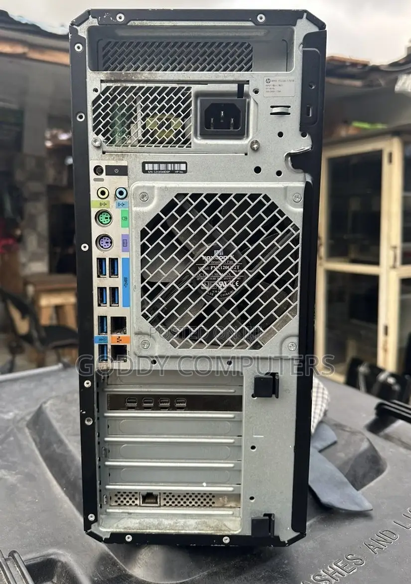 Desktop Computer HP Z4 G4 32GB Intel Xeon HDD 1T