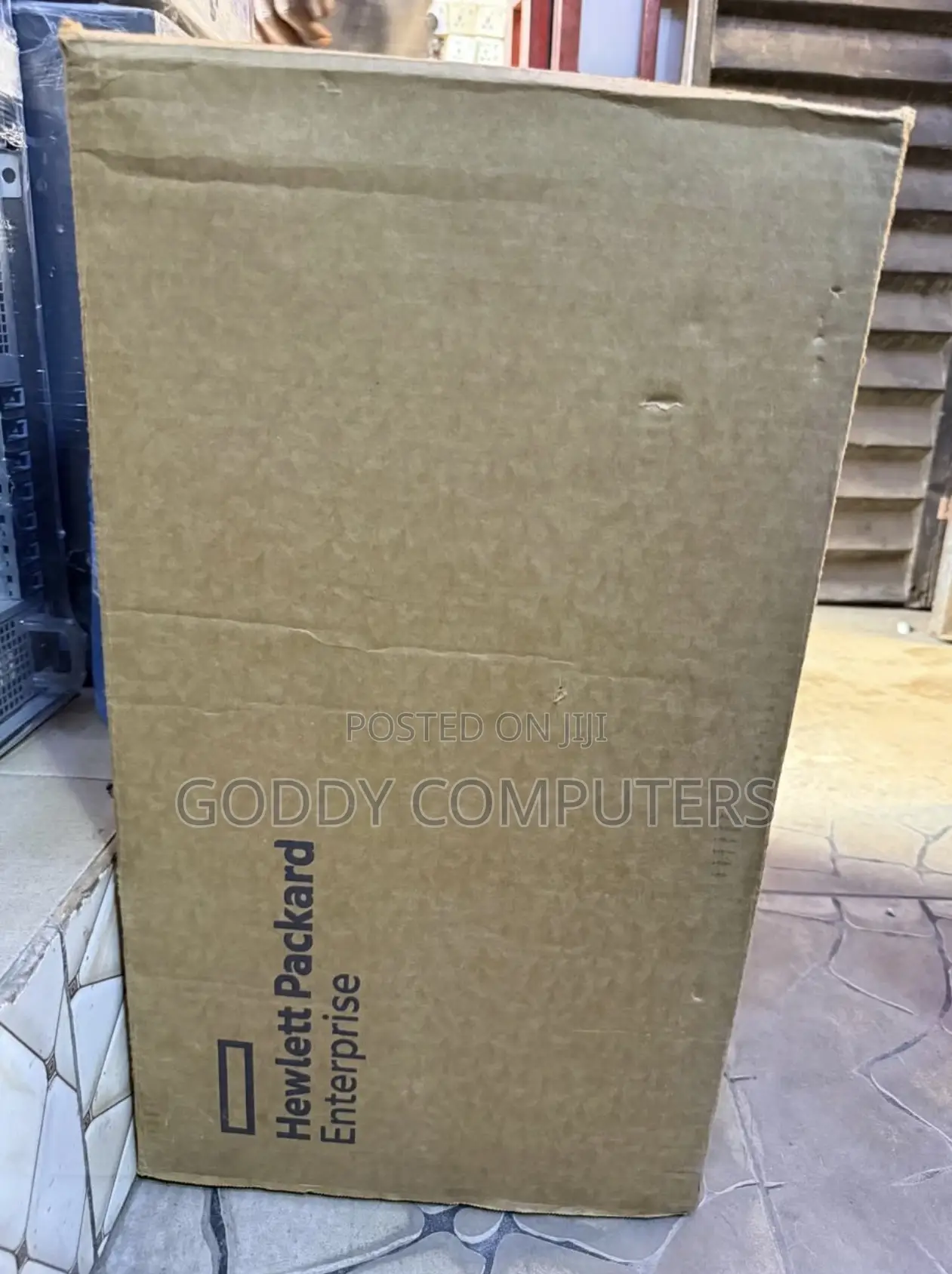 New Server HP ProLiant ML 8GB Intel Xeon HDD 1T