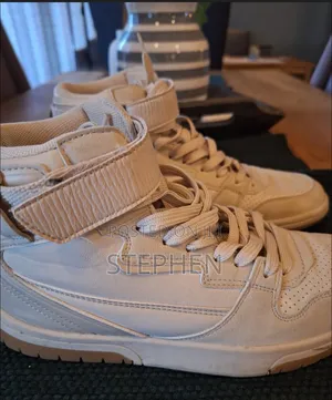 Cool Sneakers Flash Sale!!