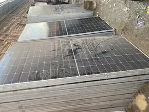 550w High Efficiency Solar Panel for Home Solar Systems