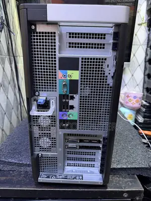 Desktop Computer Dell Precision 7810 64GB Intel Xeon HDD 1T