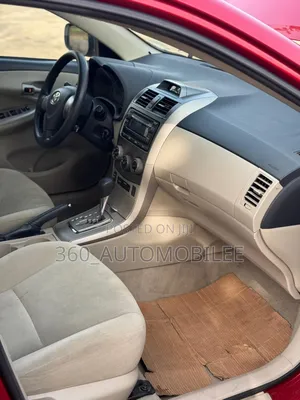 Toyota Corolla LE 4dr Sedan (1.8L 4cyl 4A) 2013 Red