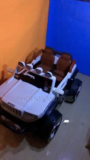 JKC - BDQ -1200 8 Speed Electric Jeep.
