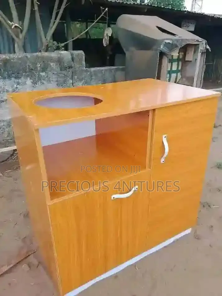 Kitchen Cabinet