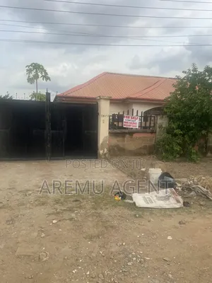 2bdrm Bungalow in Trademore Estate, Sabon Lugbe for sale