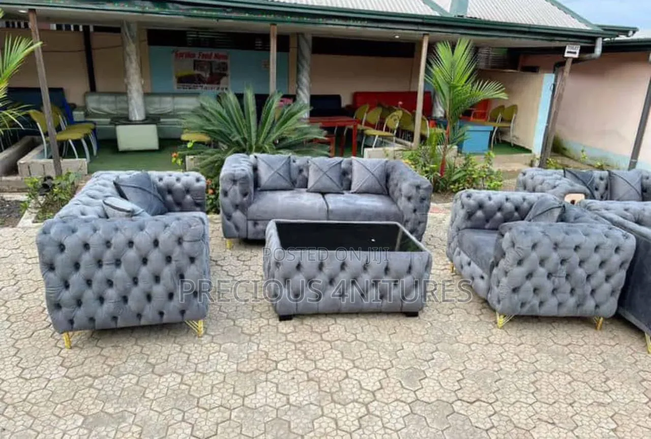Executive Sofa Set