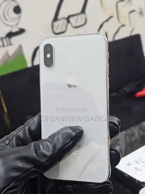 Apple iPhone XS 64 GB White