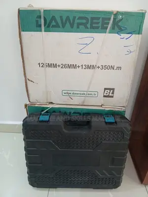 Drilling and Screwing Machine