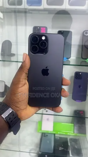Apple iPhone 16 Pro 128 GB Black