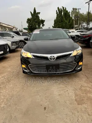 Toyota Avalon XLE Premium FWD Sedan (3.6L 6cyl 6A) 2016 Black