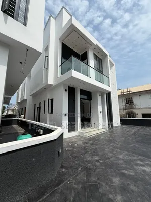 Furnished 5bdrm Mansion in Private Estate Ikota for sale