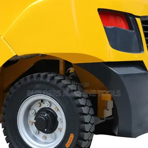 Un Forklift 5 Tons With Isuzu Japanese Engine