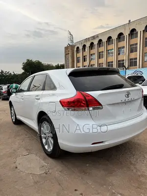 Toyota Venza XLE FWD 2013 White