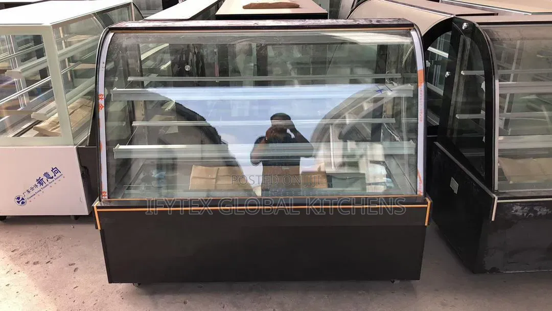 Standing Cake Display