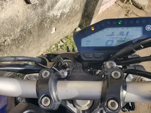 Yamaha 2022 Blue