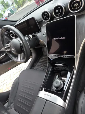 Mercedes-Benz C300 2024 Black