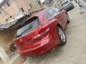 Toyota Venza 2010 Red