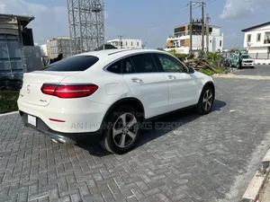 Mercedes-Benz GLC-Class 2017 White