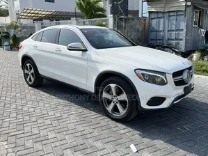 Mercedes-Benz GLC-Class 2017 White