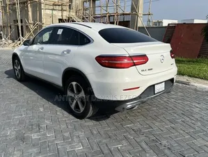 Mercedes-Benz GLC-Class 2017 White