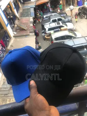 Plain Caps