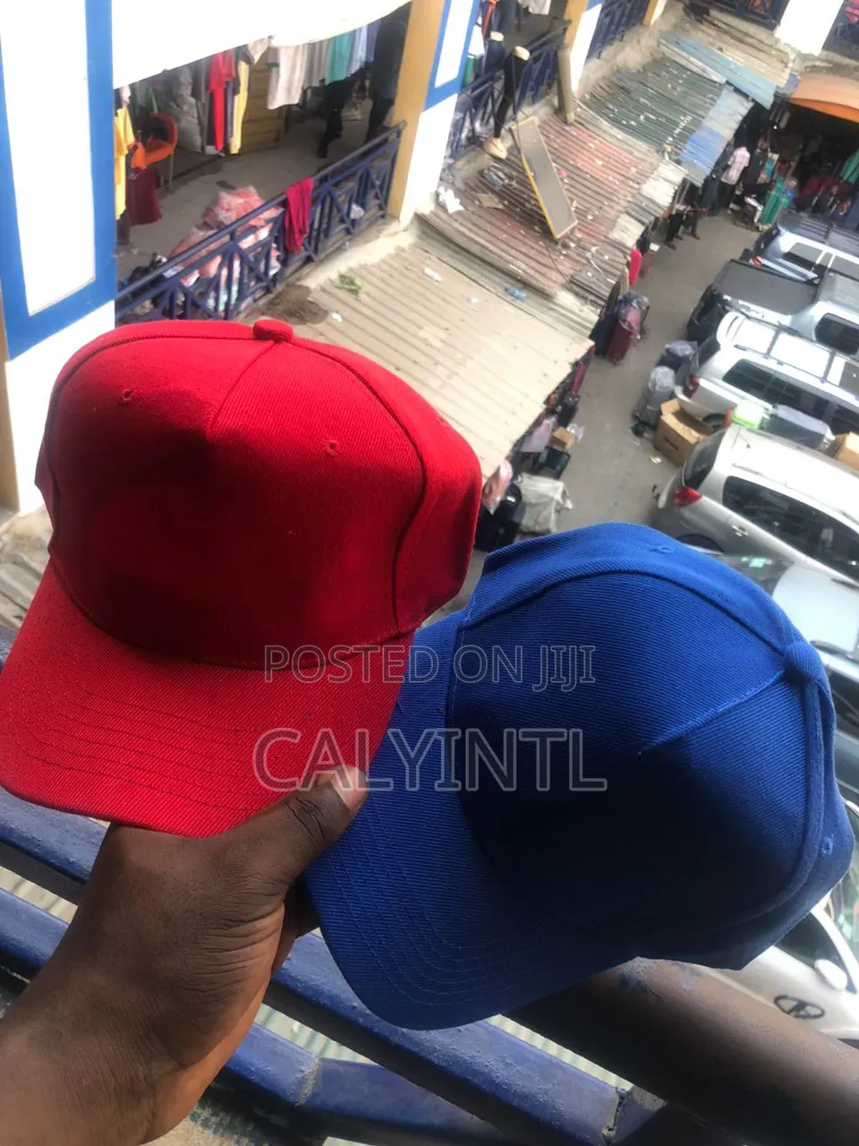 Plain Caps