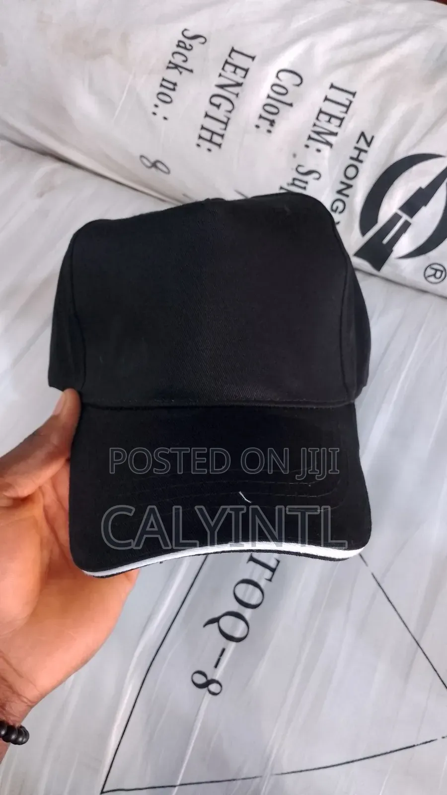 Plain Caps