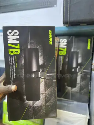 Shure Sm7b Professional Dynamic Microphone