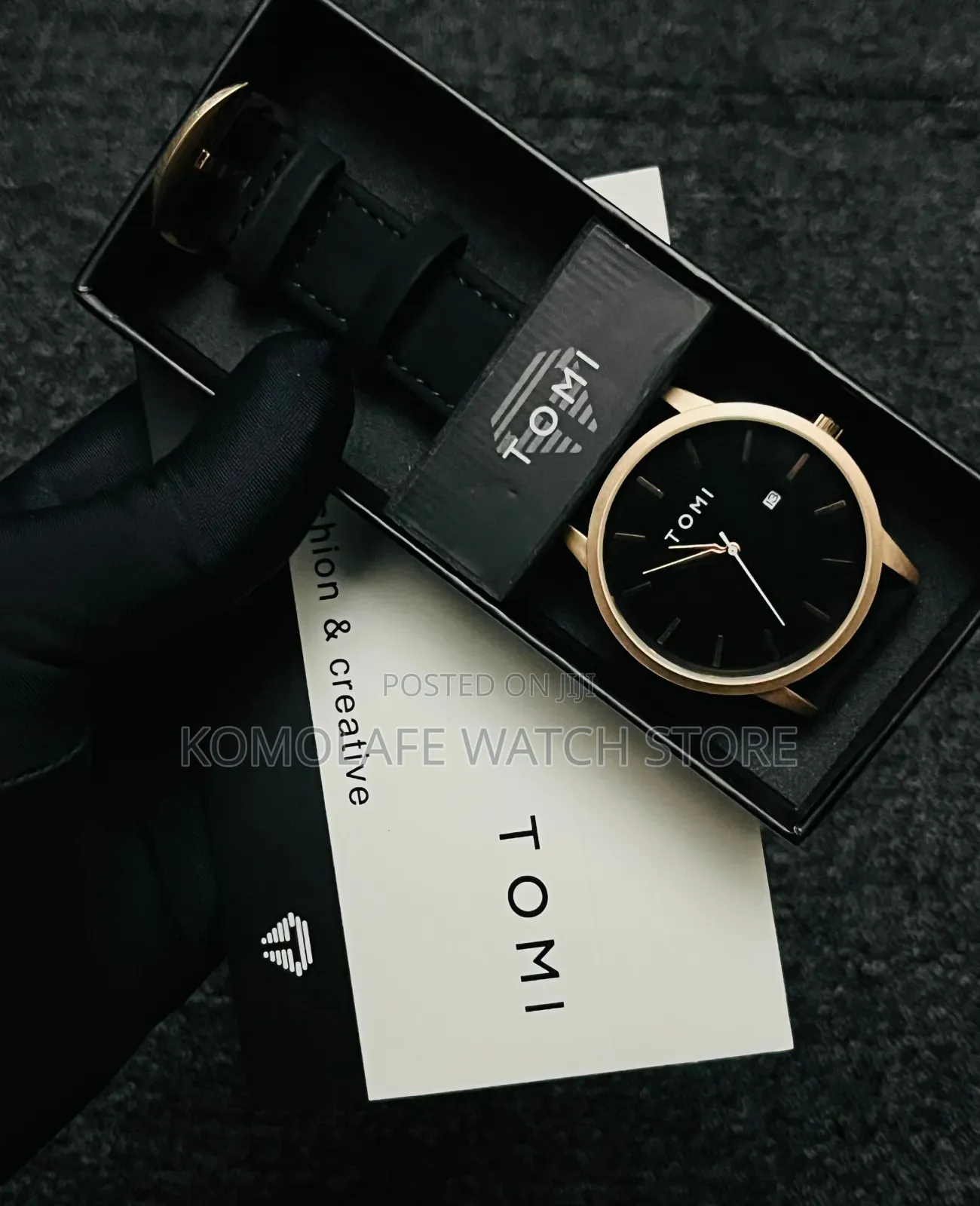 Tomi Simple Leather Analog Watch