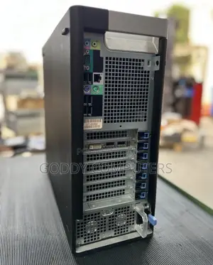 Desktop Computer Dell Precision 7810 32GB Intel Xeon HDD 1T