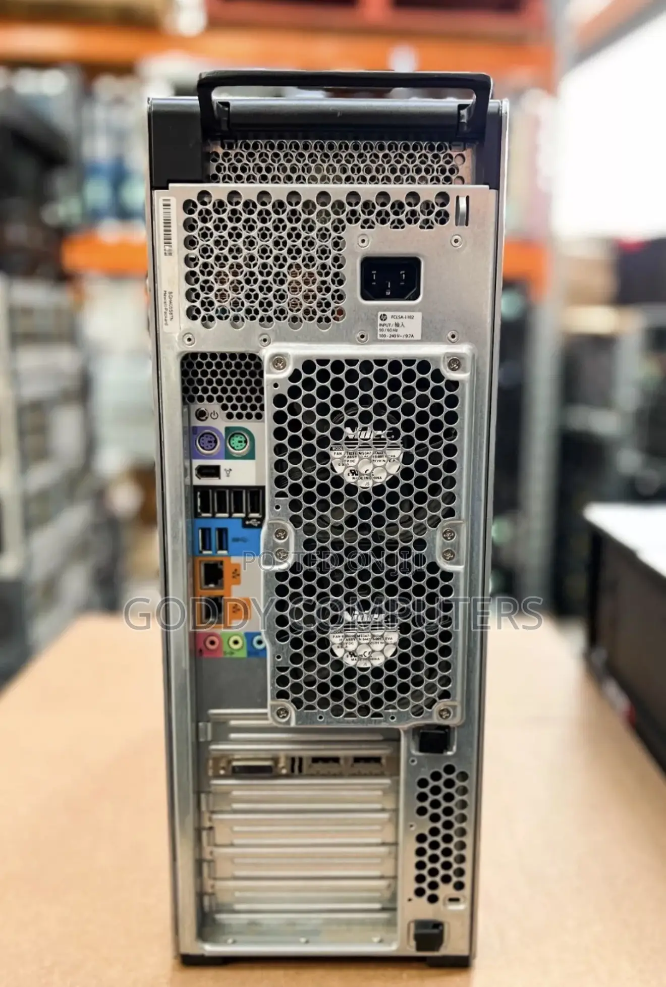 Desktop Computer HP Z620 32GB Intel Xeon HDD 1T