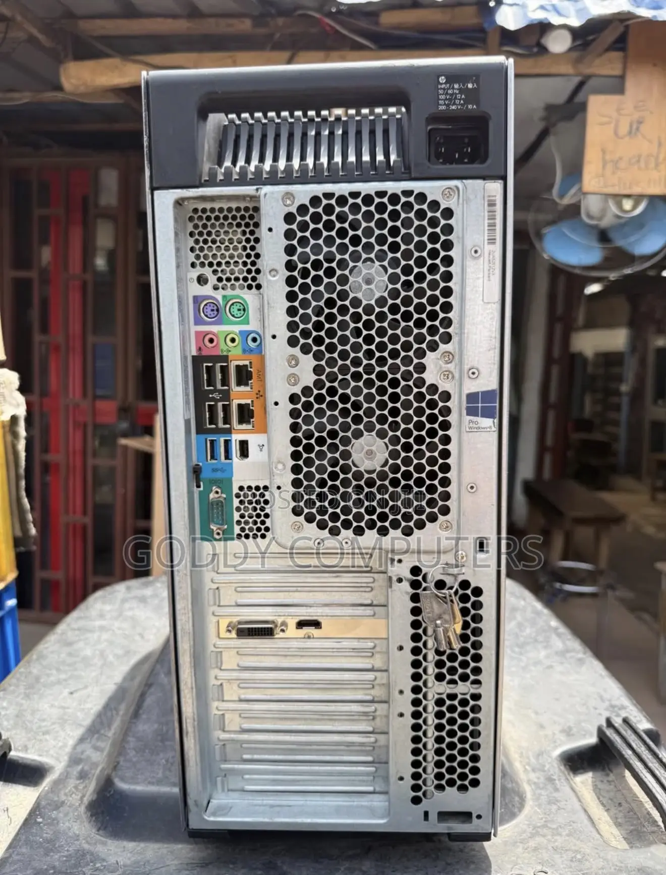 Desktop Computer HP Z820 64GB Intel Xeon HDD 1T