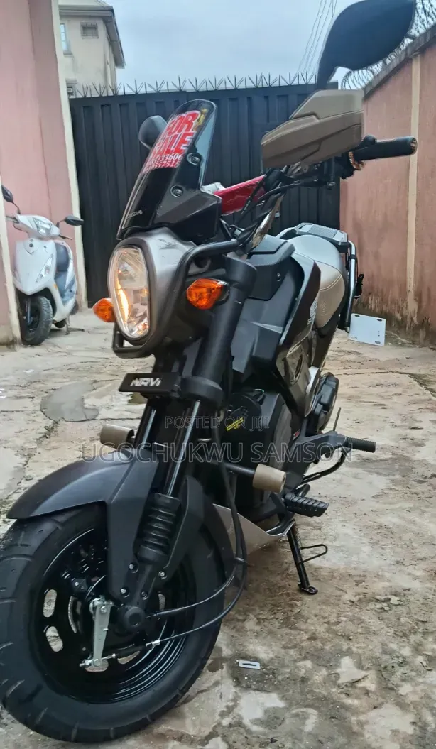 Honda 2024 Black