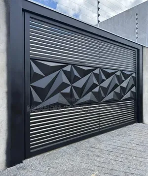 Diamond Design Plate Gate