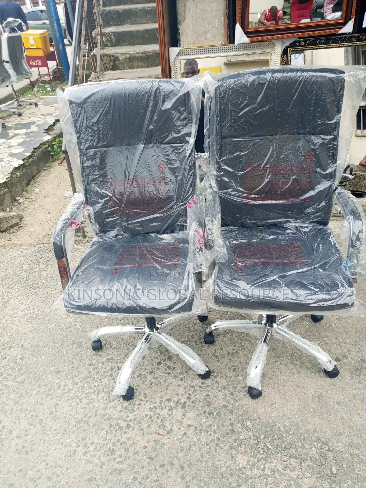 Original 107 Swivel Chair