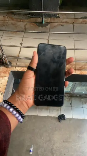 Apple iPhone 11 Pro Max 64 GB Green