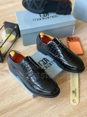 Maokames Crocodile-Textured Dress Shoes for Men