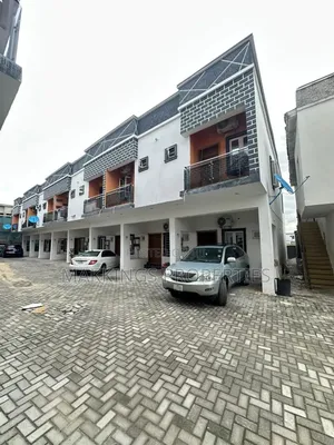 Furnished 3bdrm Duplex in Ikota for sale