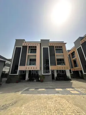 4bdrm Townhouse / Terrace in Banana Island for rent