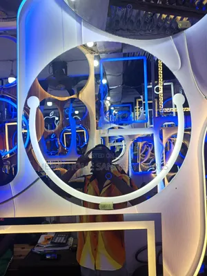 Decorative Mirror With Light