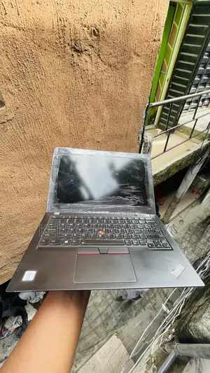 Laptop Lenovo ThinkPad X280 8GB Intel Core i5 SSD 512GB