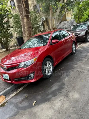 Toyota Camry 2014 Red