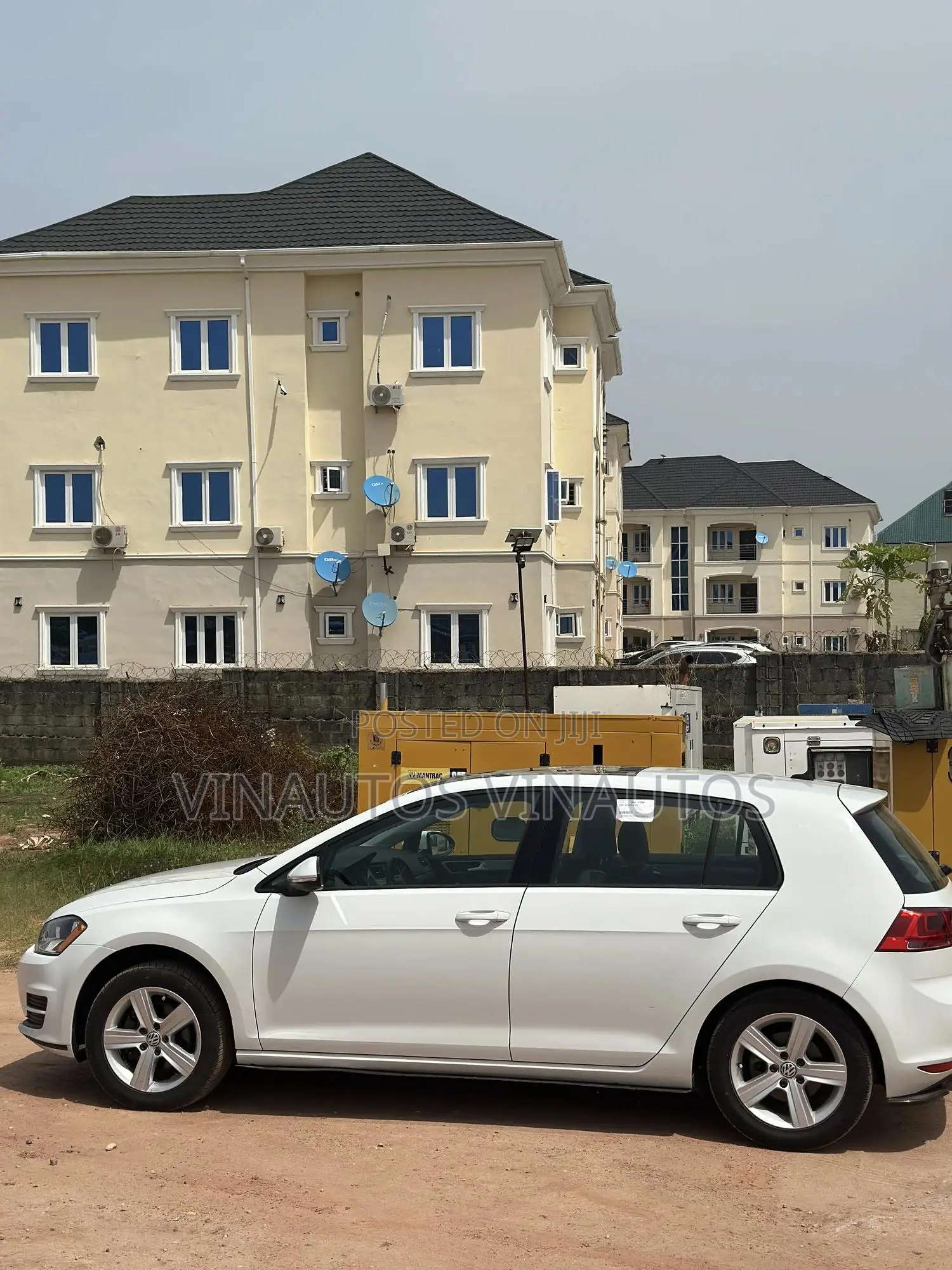 Volkswagen Golf 2018 White