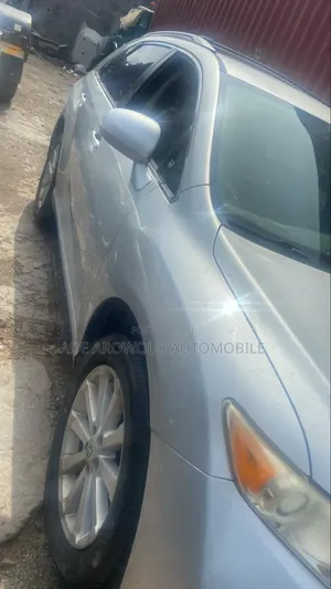 Toyota Venza 2010 Silver