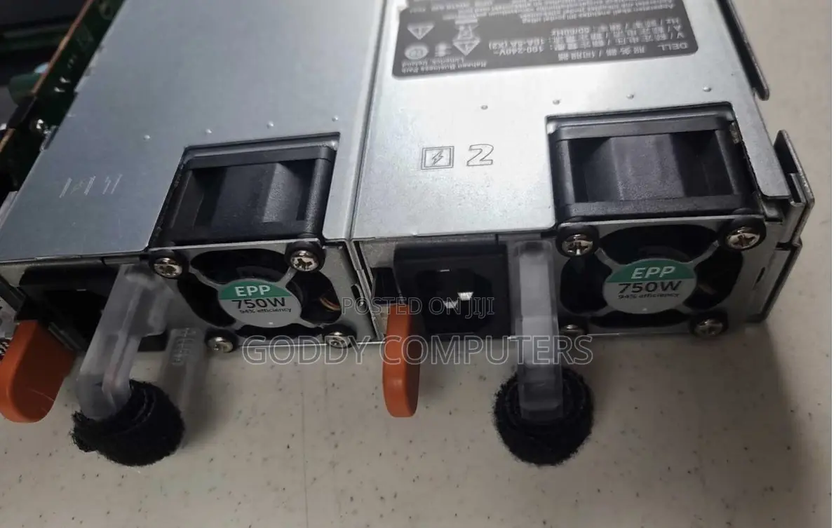 Server Dell PowerEdge R630 32GB Intel Xeon HDD 2T